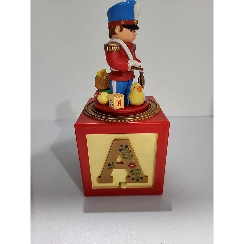 Enesco vintage 1981
